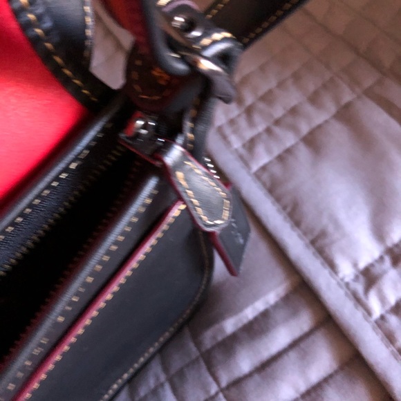 RARE COACH DISNEY BAG BLACK GREAT CONDITION 🎄🎄 - Picture 4 of 6